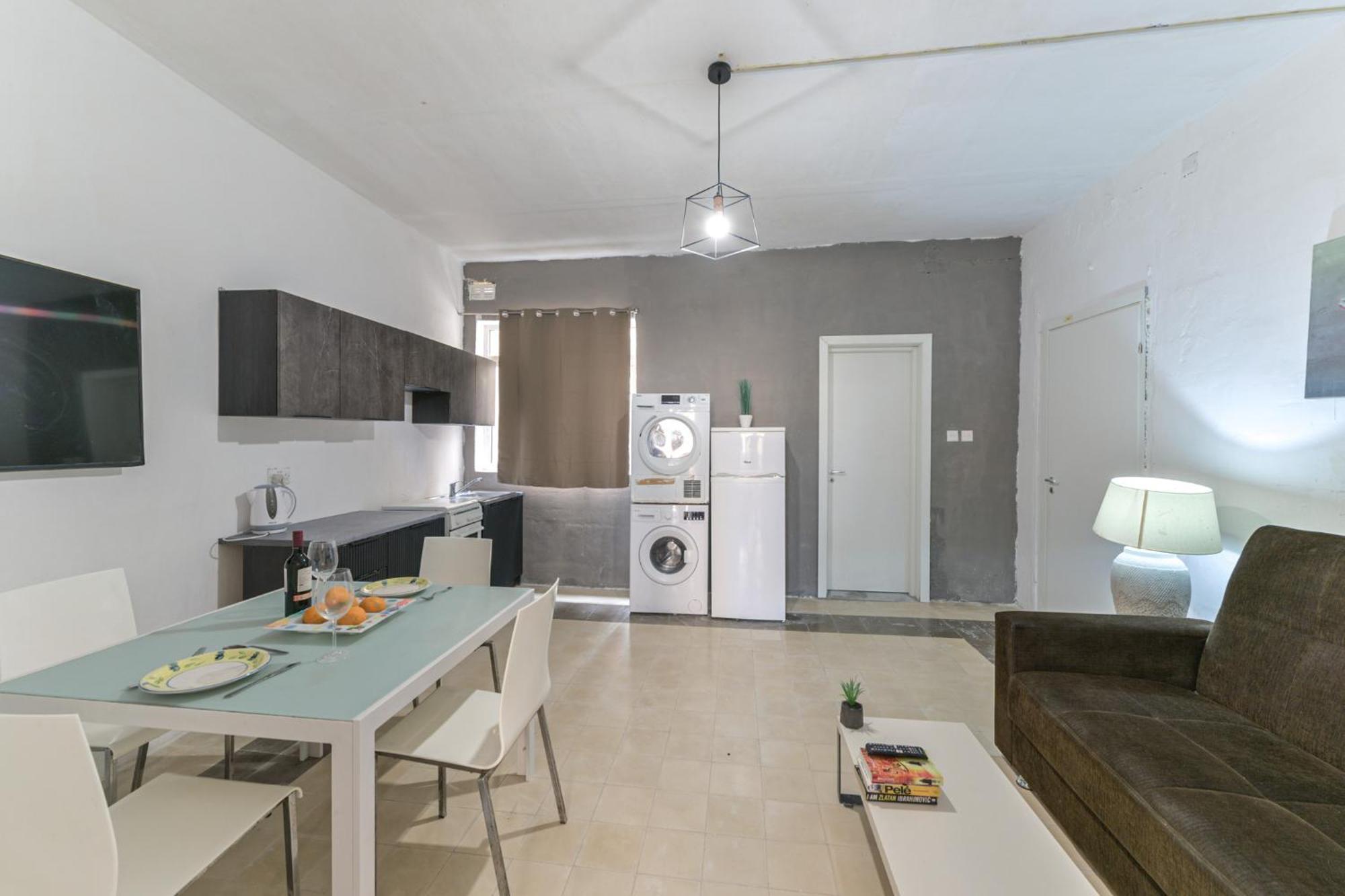 New 1 Bedroom Apartment In Valletta City Centre With Terrace And Views ภายนอก รูปภาพ